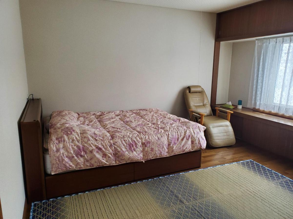 Guest House Ebisan Furano Exterior photo